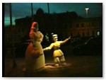 presepe di Sassari madre con bambino alla stazione